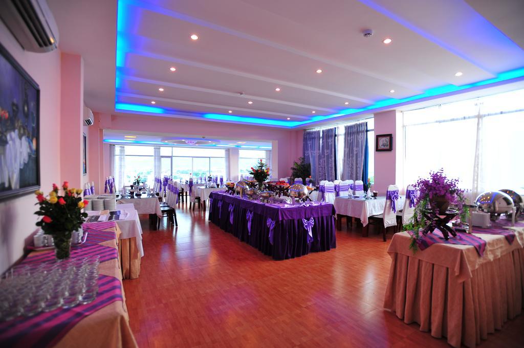 Violet Hotel Nha Trang Quarto foto