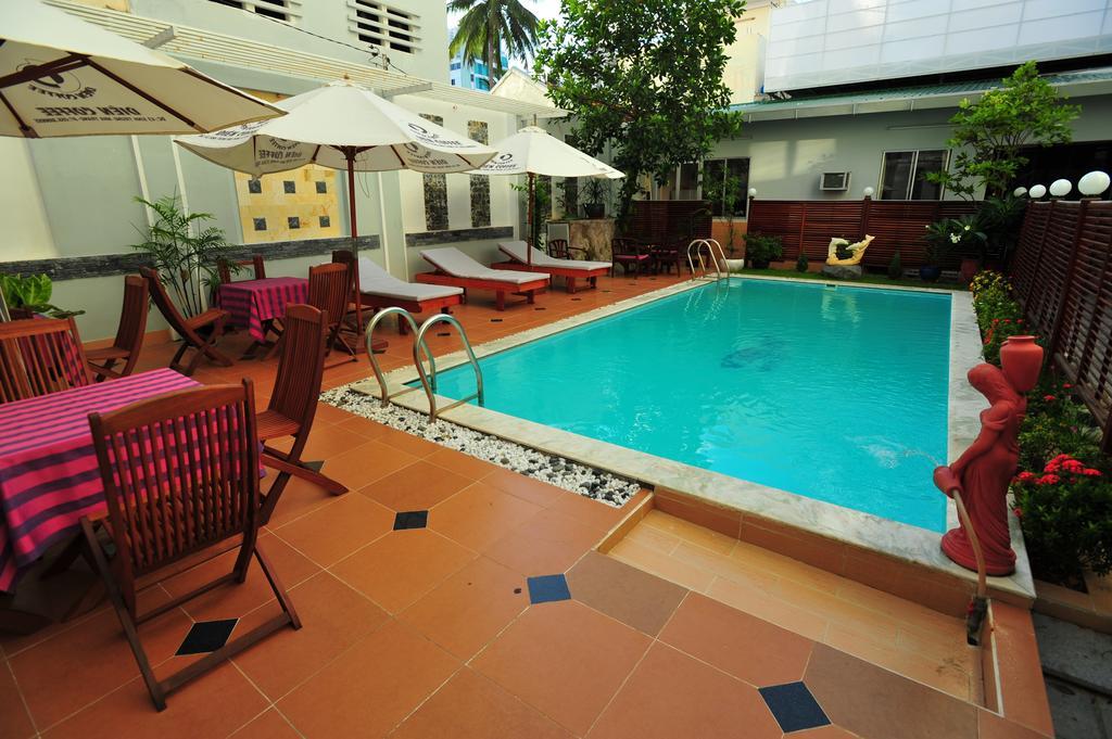 Violet Hotel Nha Trang Quarto foto